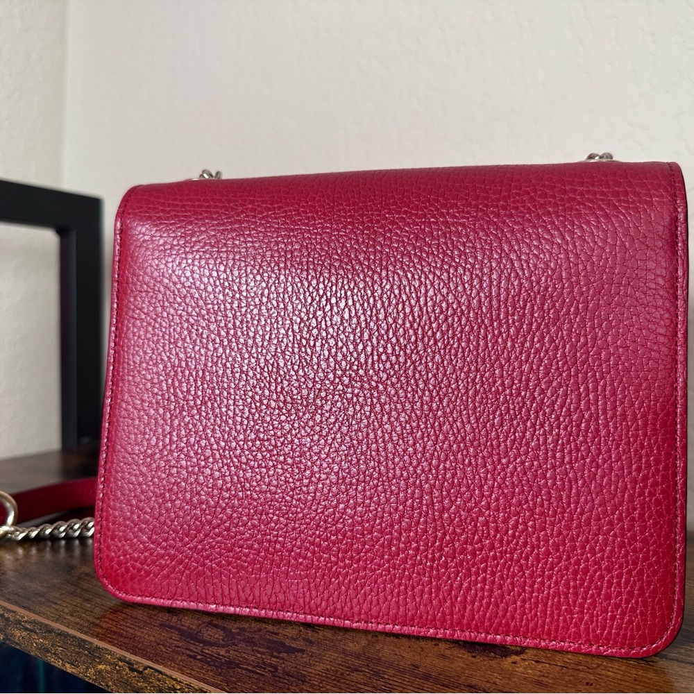 Authentic Gucci Red Leather Interlocking Chain Sh… - image 2